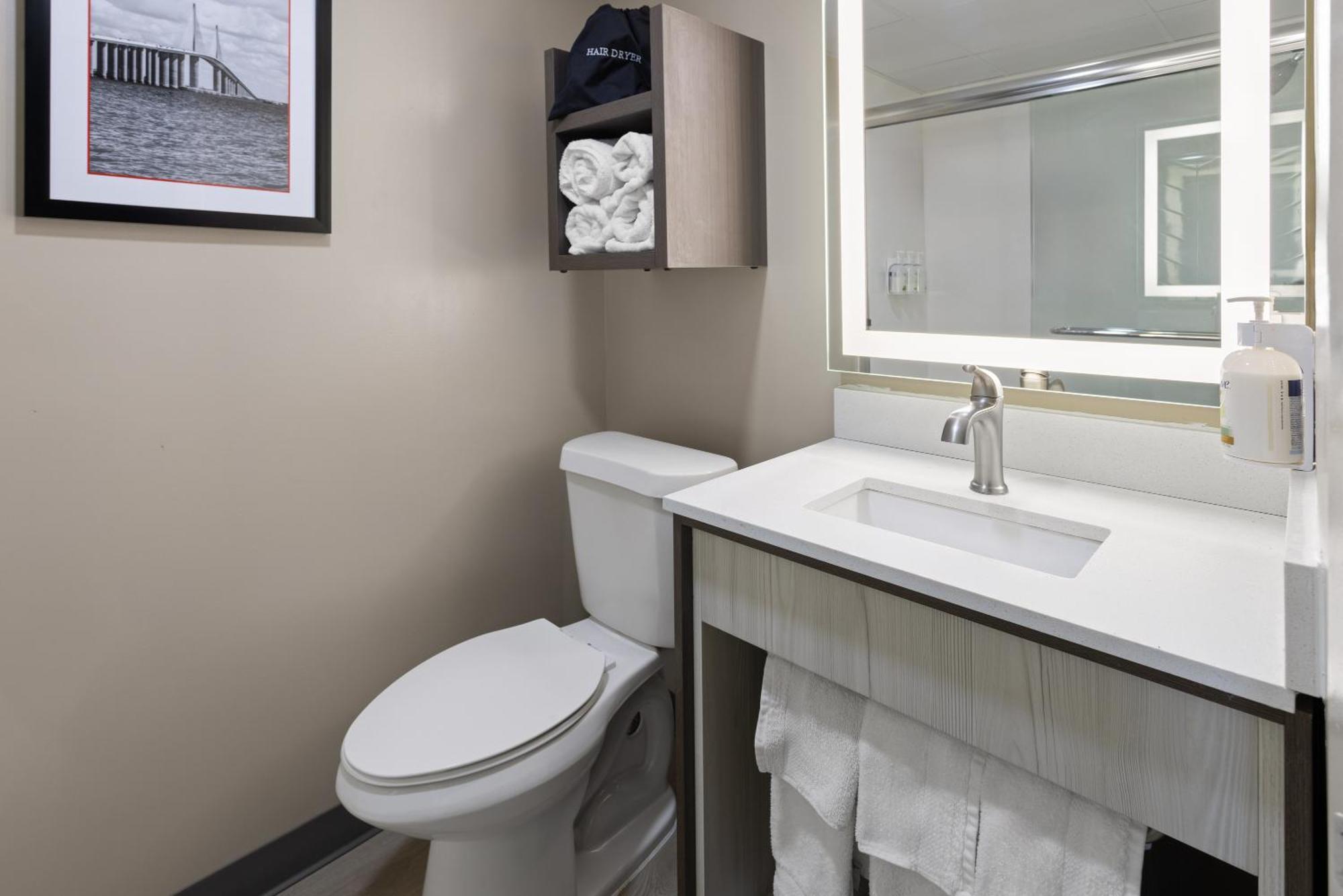 Hotel Ramada By Wyndham Parsippany Exterior foto